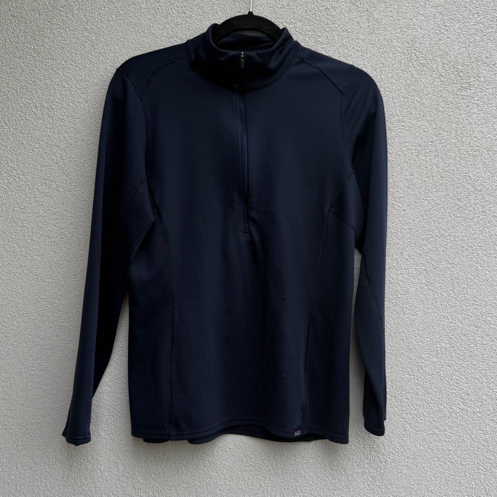Patagonia Capilene 1/2 zip thermal weight baselayer, navy blue , Sz M